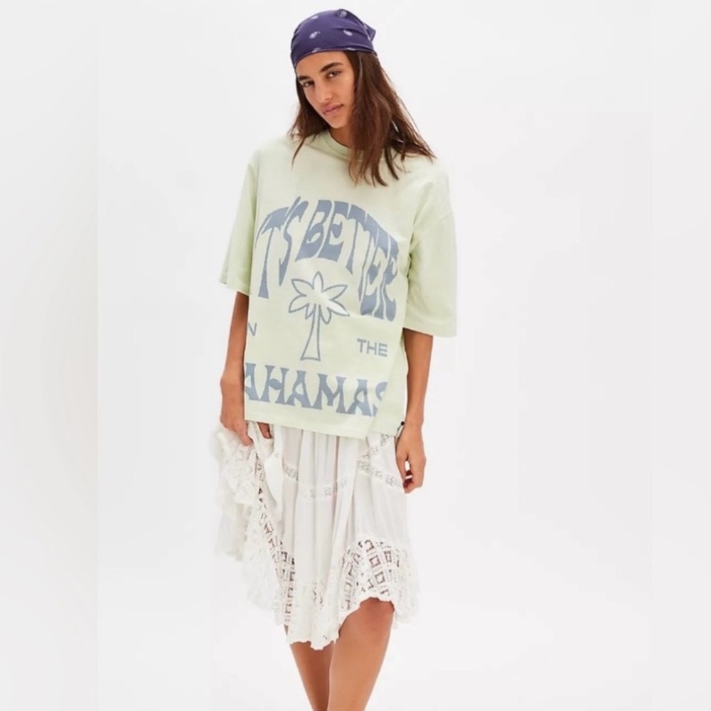 ▪️NWT OneTeaspoon It's Better In The Bahamas Tee